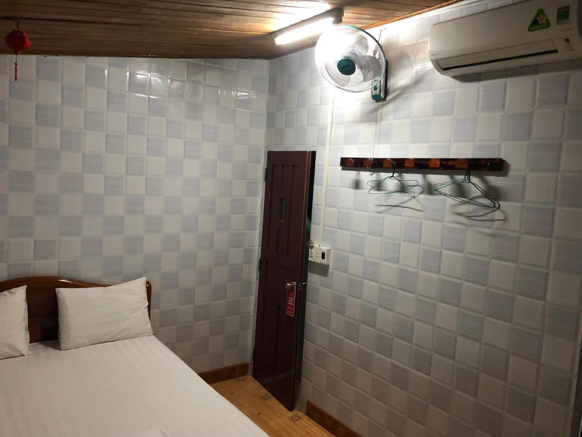 Nha Lan Homestay Хоян Екстер'єр фото
